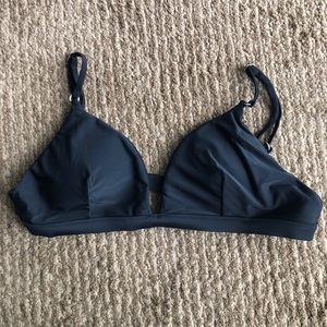 Abercrombie bikini top (fits like a M)